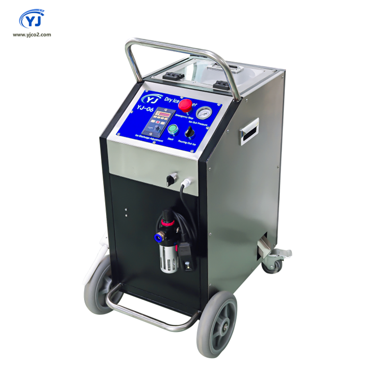 Mașină de curățat cu gheață uscată