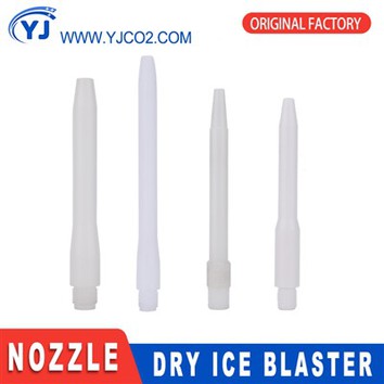 Duză de curățare a gheții uscate